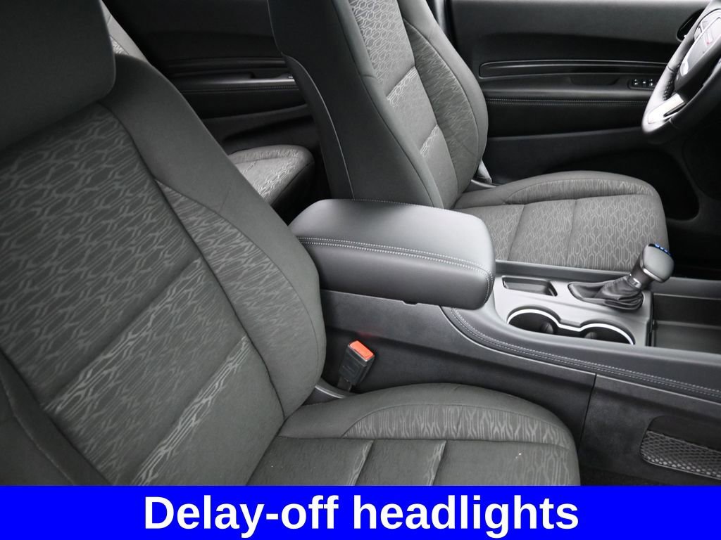 Used 2024 Dodge Durango SXT w/ 3rd Row Seating Group image 18