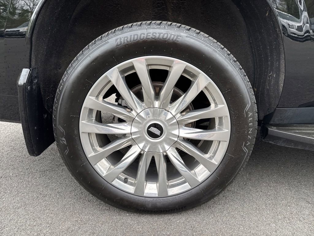 Used 2023 Cadillac Escalade ESV Premium Luxury image 9