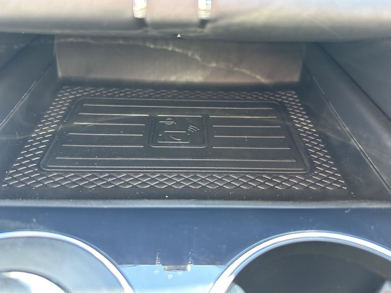 New 2027 Bentley Bentayga AWD/4WD image 43