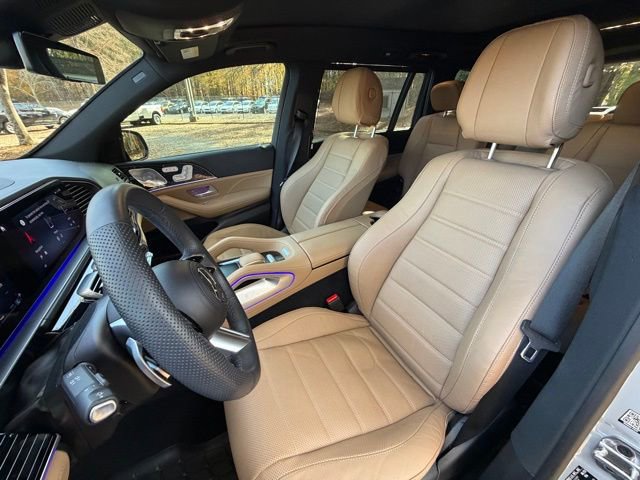 Used 2024 Mercedes-Benz GLS 450 4MATIC image 13