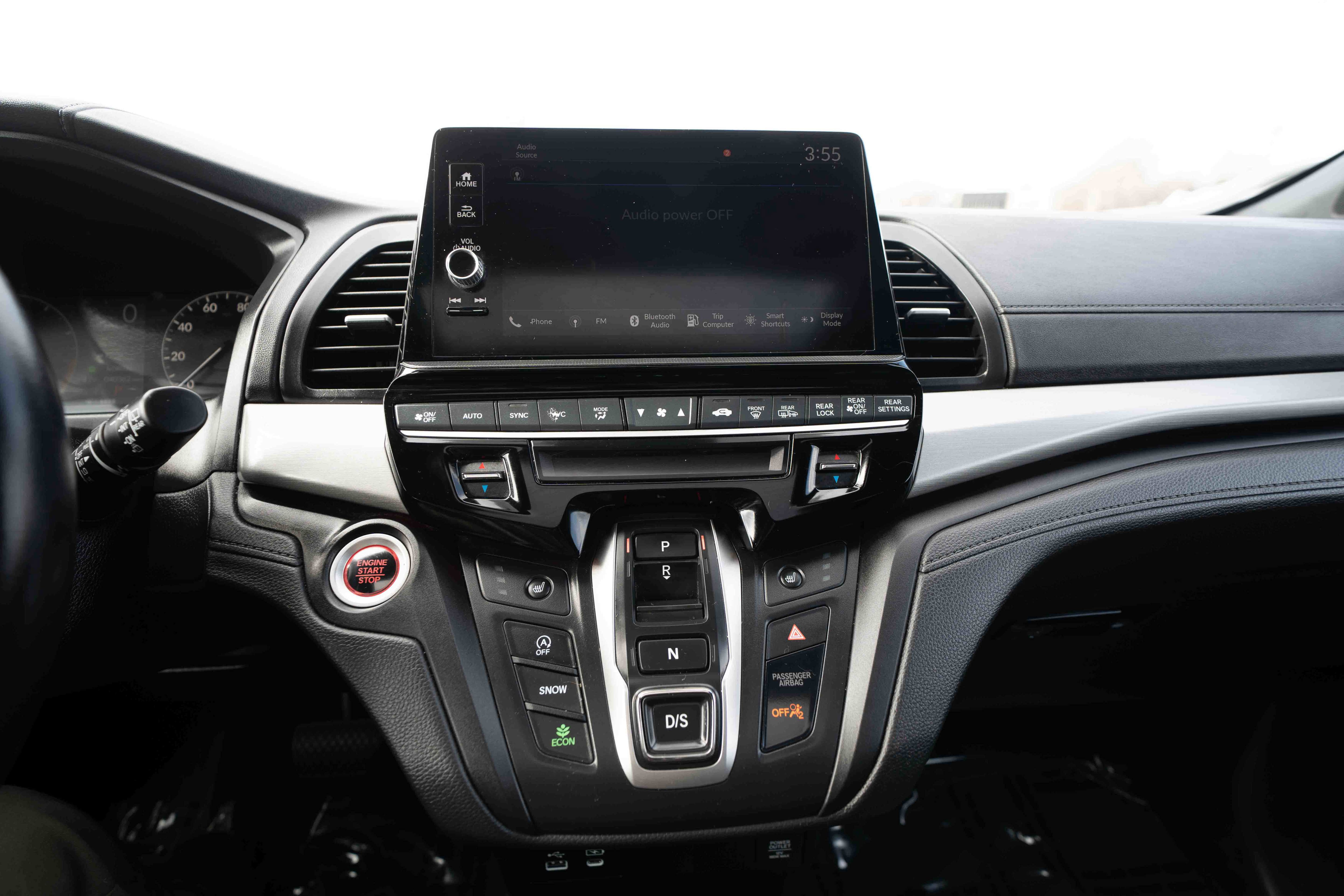 Used 2025 Honda Odyssey Sport-L image 17