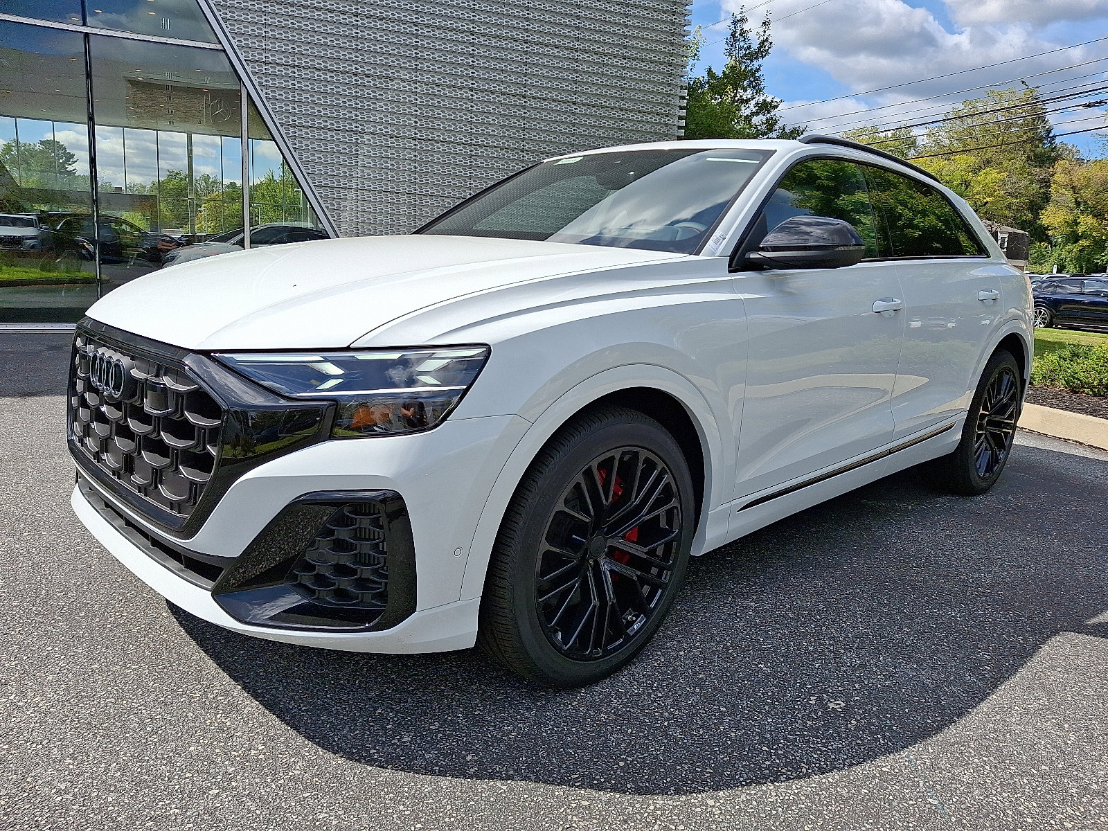 New 2026 Audi SQ8 Prestige image 2