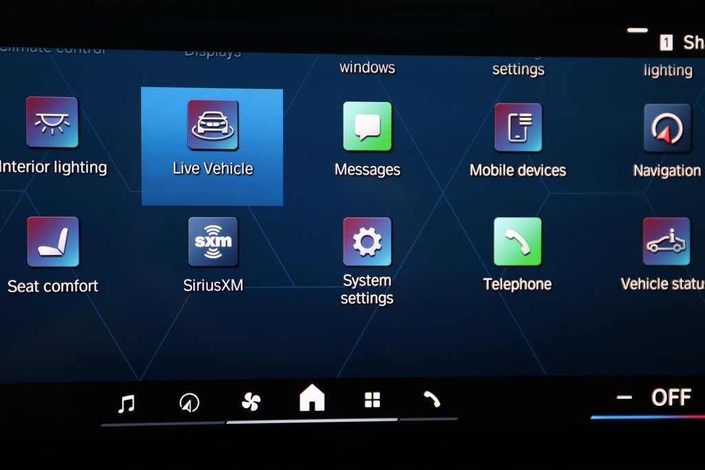 Used 2025 BMW M3 w/ Executive Package image 34