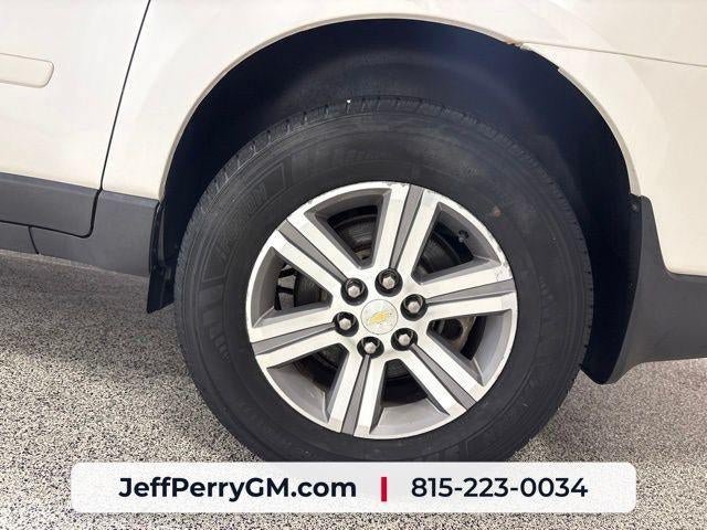Used 2015 Chevrolet Traverse LT FWD image 25