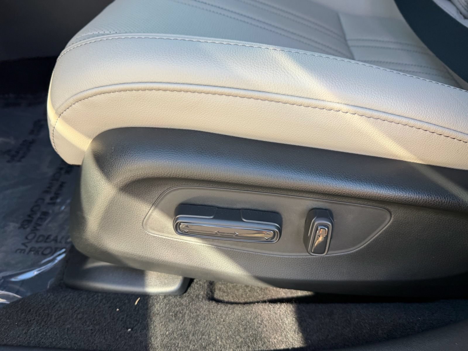 Certified 2026 Honda HR-V EX-L image 25