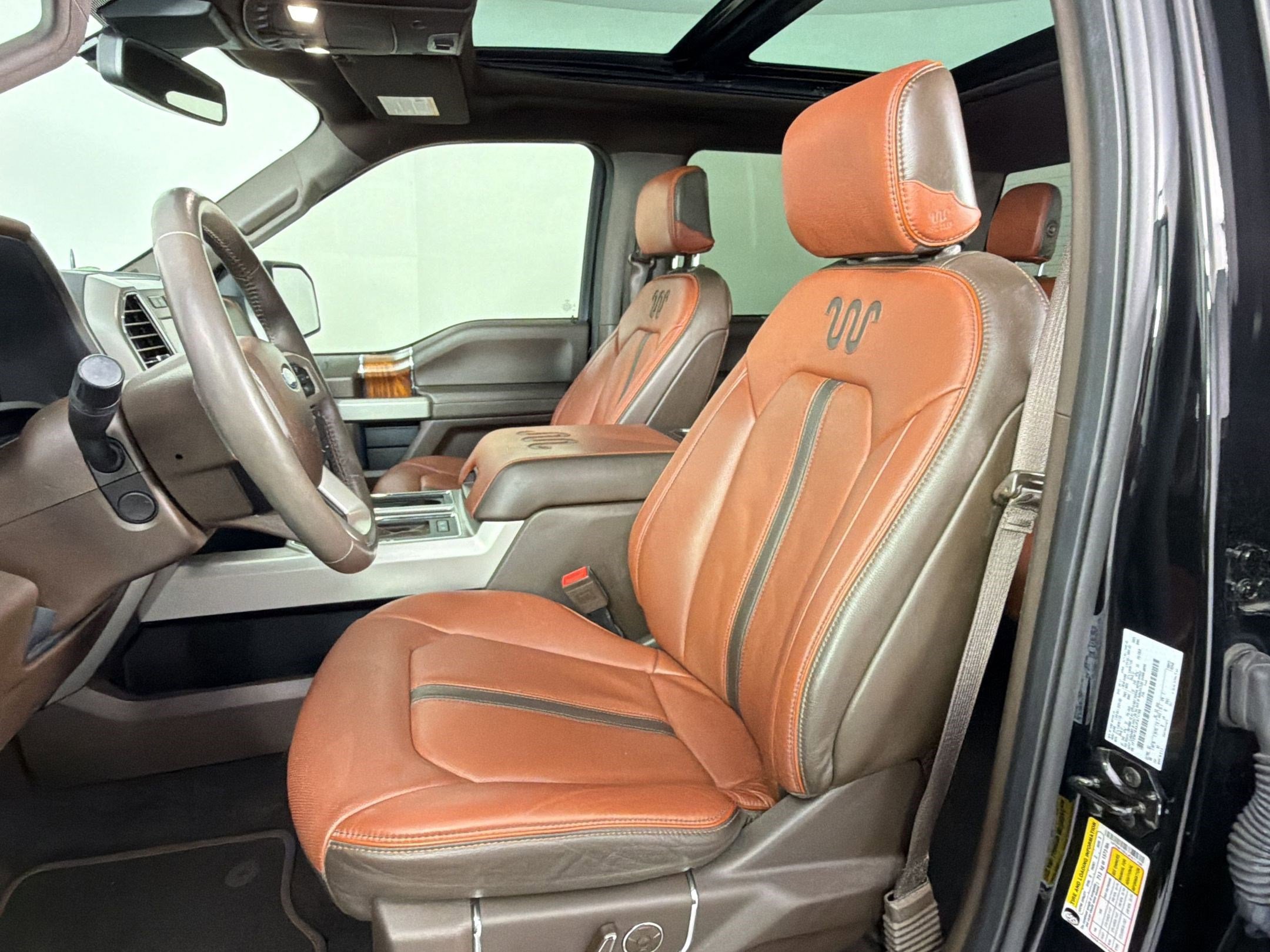 Used 2018 Ford F150 King Ranch w/ Equipment Group 601A Luxury image 5