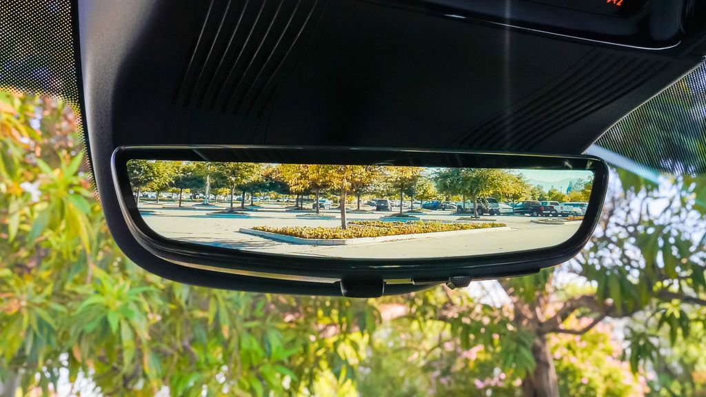 Used 2026 Cadillac Vistiq Luxury image 25