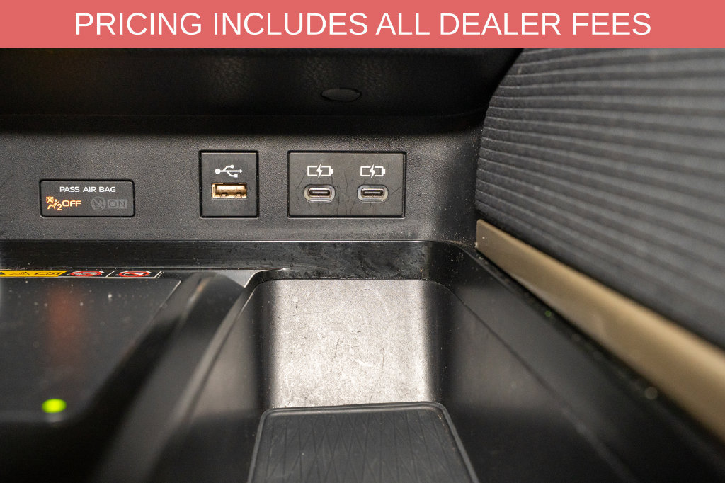 Certified 2025 Toyota Camry SE FWD image 14
