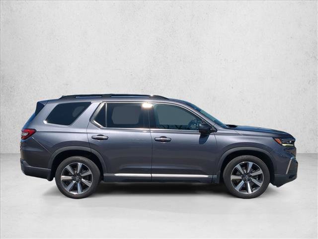 Used 2023 Honda Pilot Elite image 4