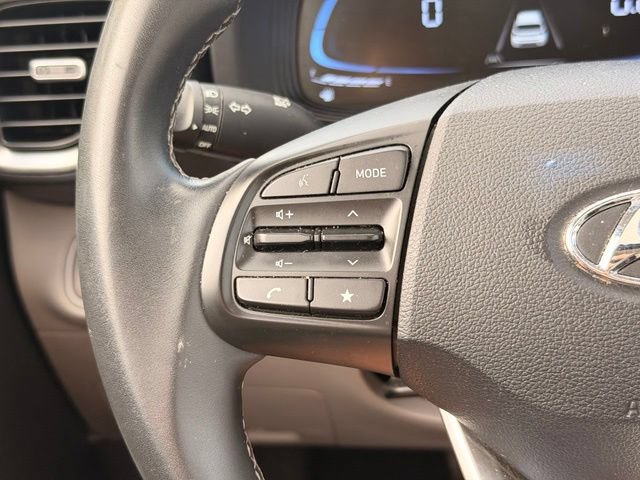 Used 2025 Hyundai Venue SEL FWD image 23