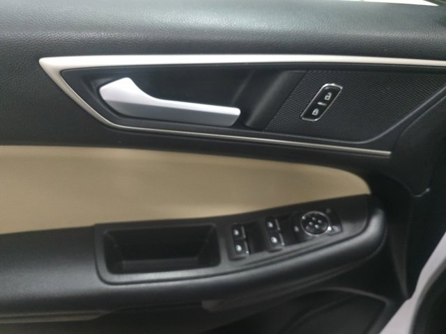 Used 2023 Ford Edge SEL w/ Convenience Package image 18