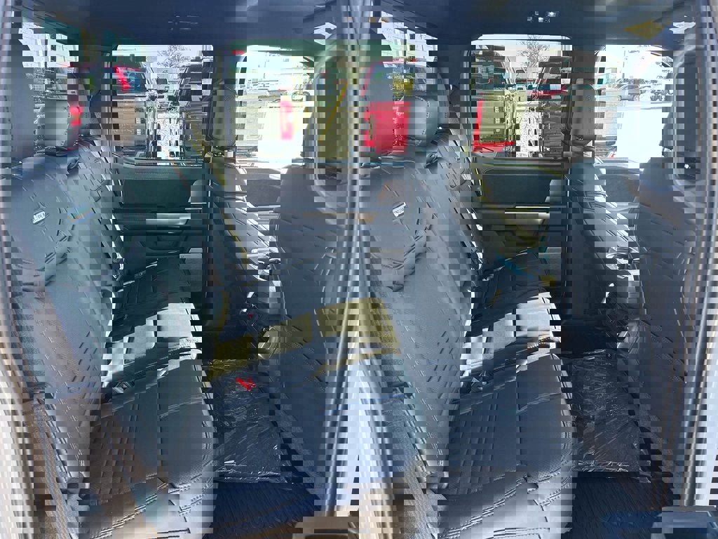 New 2025 Ford F150 Platinum w/ FX4 Off-Road Package image 18