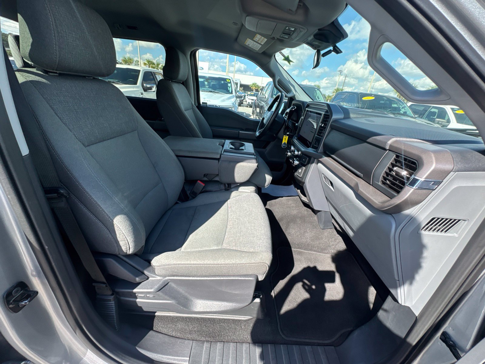 Used 2025 Ford F150 XLT w/ Equipment Group 301A Standard RWD image 17