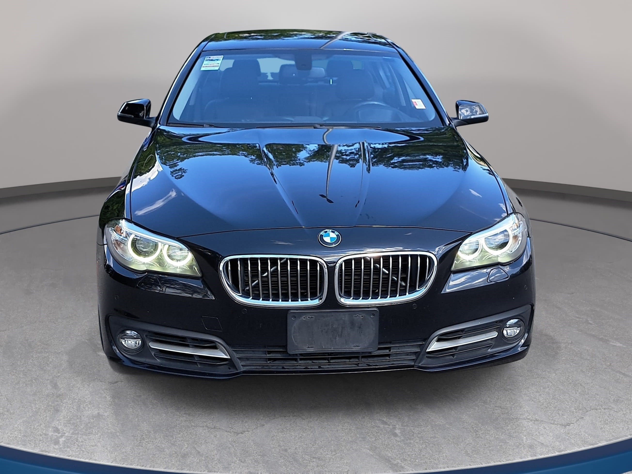 Used 2015 BMW 535i xDrive Sedan AWD/4WD image 2