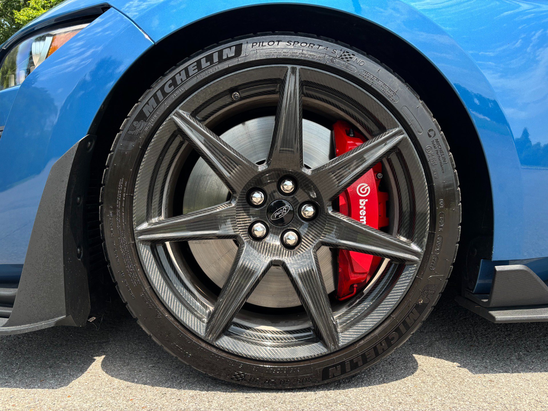 Used 2020 Ford Mustang Shelby GT500 w/ Carbon Fiber Track Pack RWD image 48