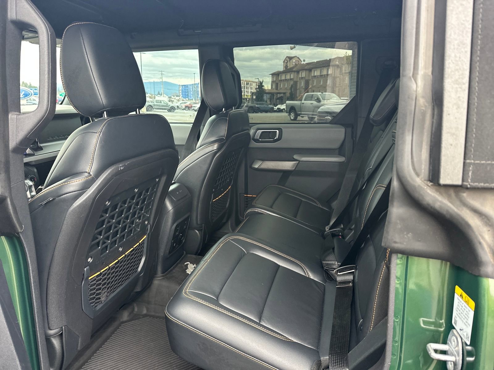 Used 2022 Ford Bronco Badlands image 12