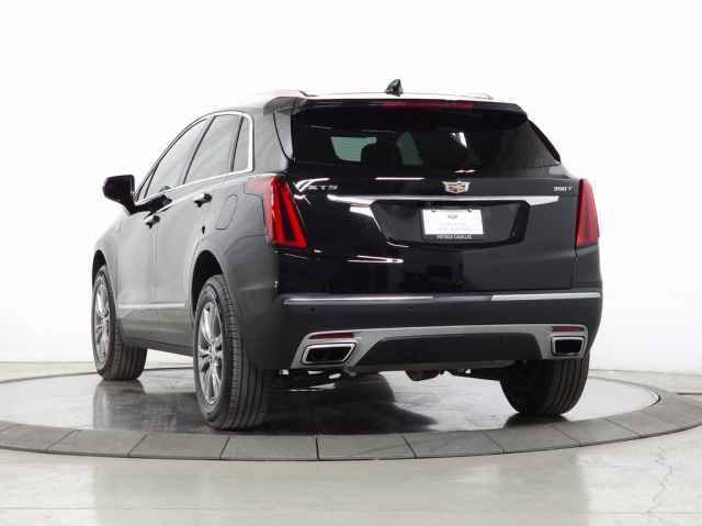 Certified 2023 Cadillac XT5 Premium Luxury image 3