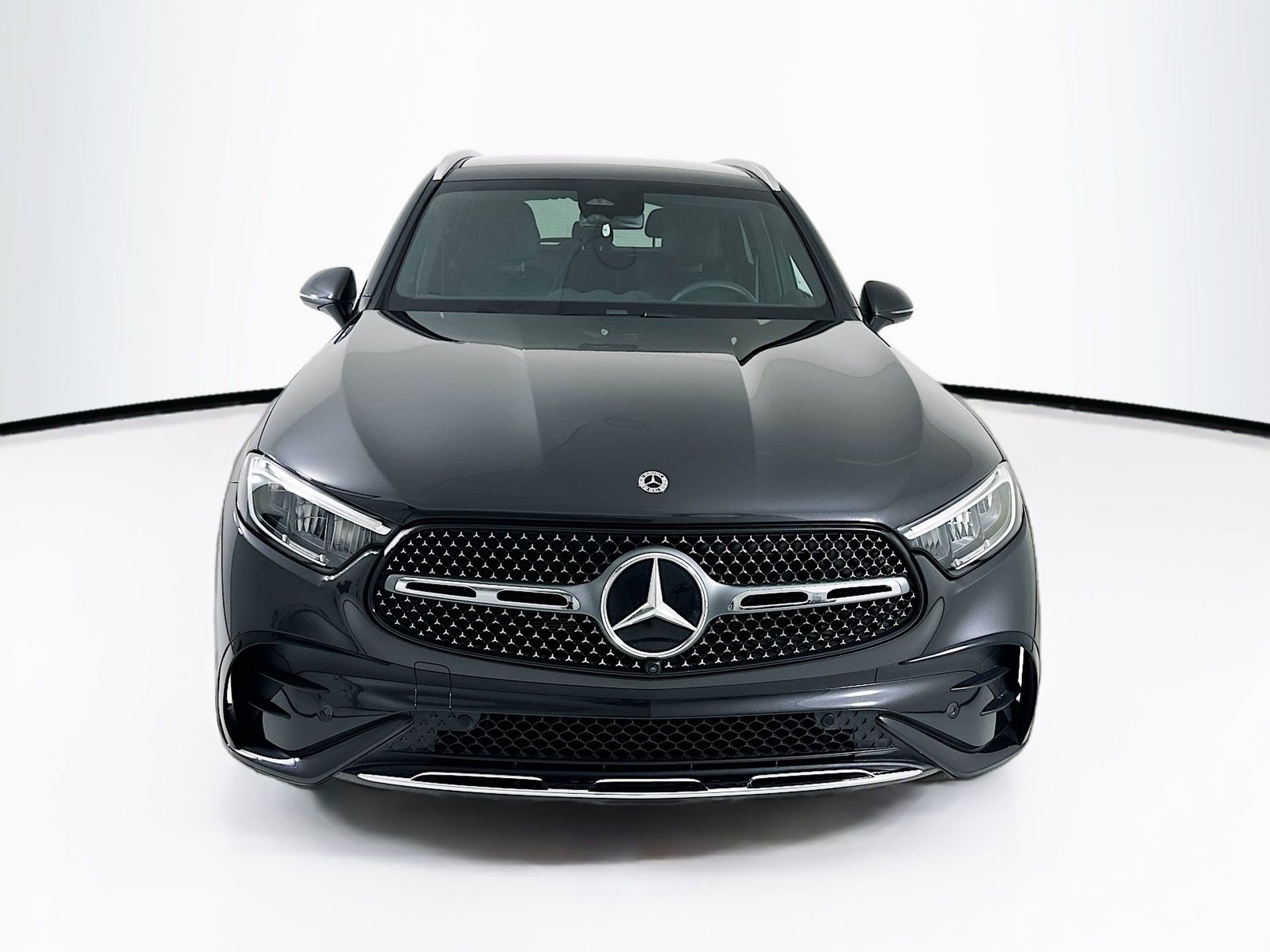 Certified 2025 Mercedes-Benz GLC 300 4MATIC image 2