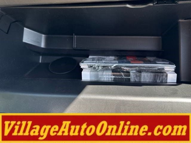 Used 2022 Ford Explorer XLT w/ Equipment Group 202A AWD/4WD image 45