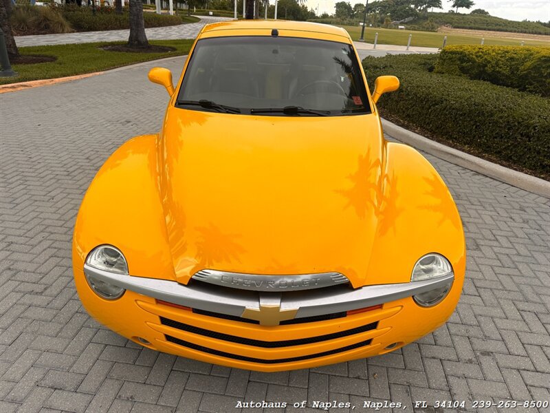 Used 2005 Chevrolet SSR w/ Preferred Equipment Group RWD image 14