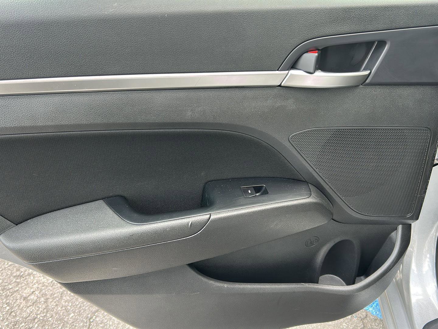 Used 2020 Hyundai Elantra SEL w/ Cargo Package (C1) FWD image 14