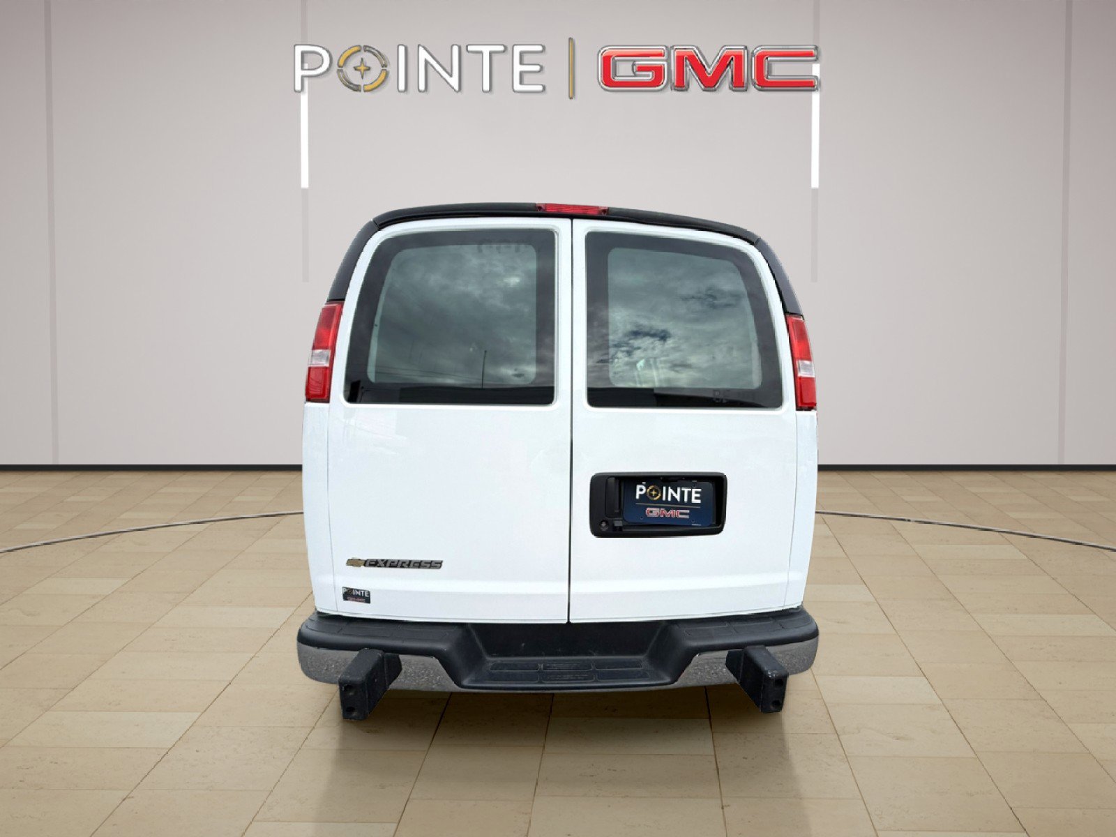 Certified 2024 Chevrolet Express 2500 Work Van w/ Driver Convenience Package image 7