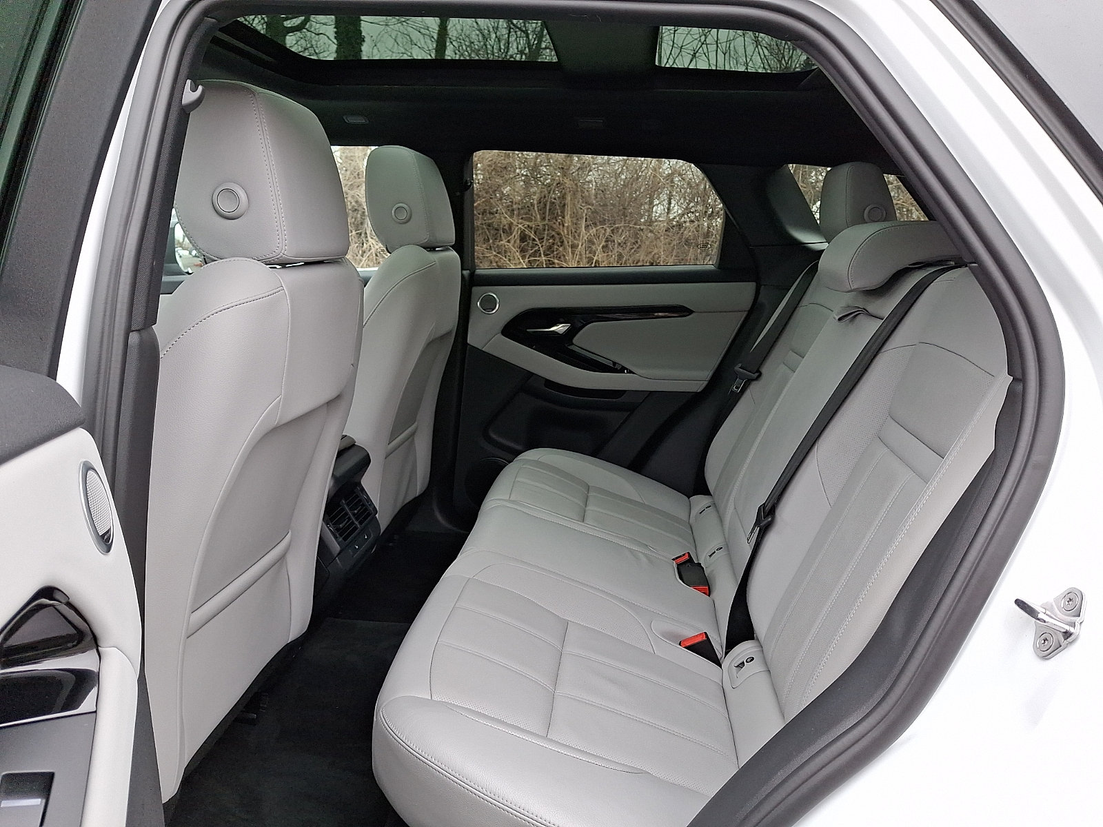 Used 2026 Land Rover Range Rover Evoque S AWD/4WD image 5