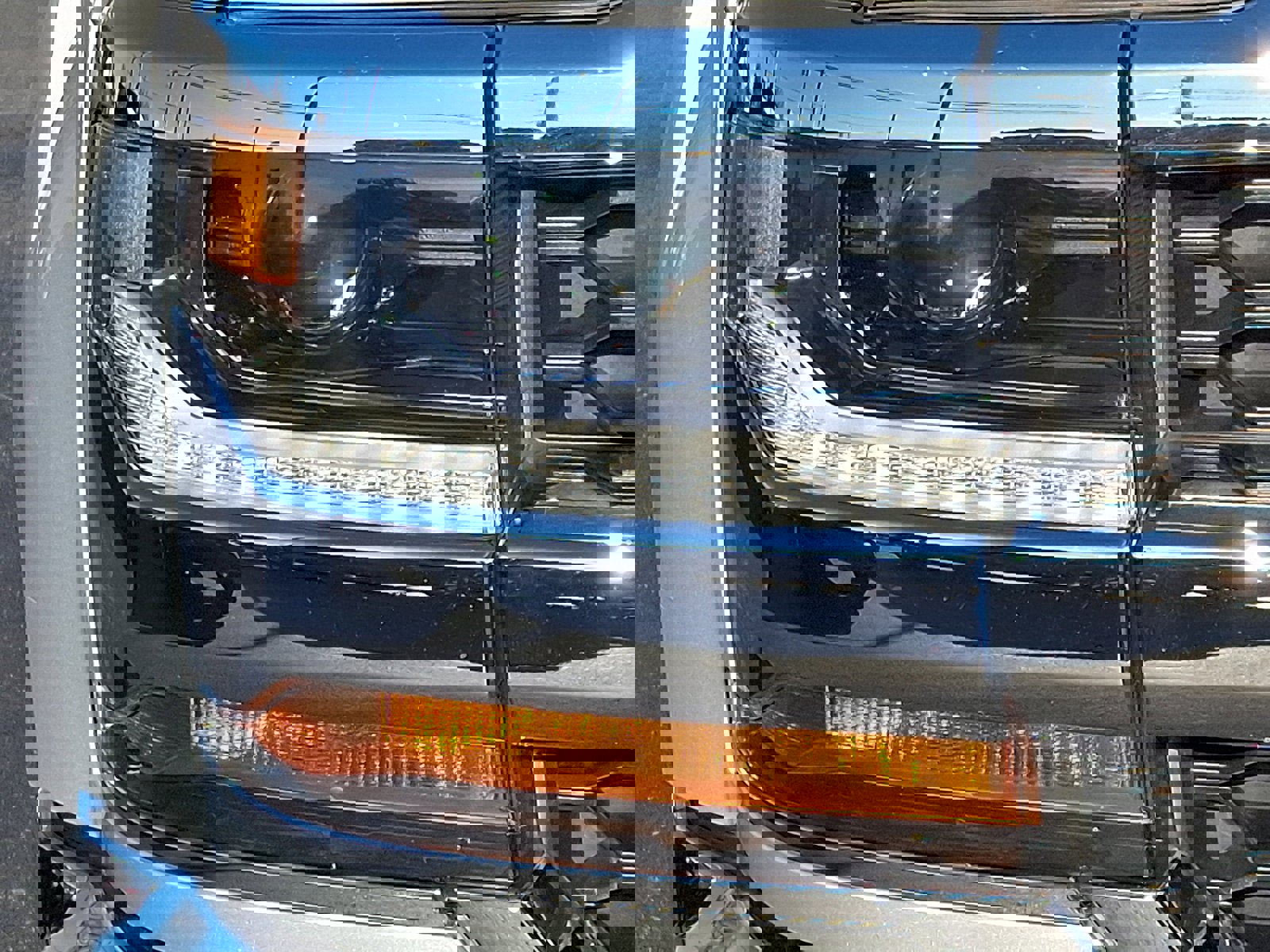 Used 2018 Chevrolet Silverado 1500 LT w/ All Star Edition image 9