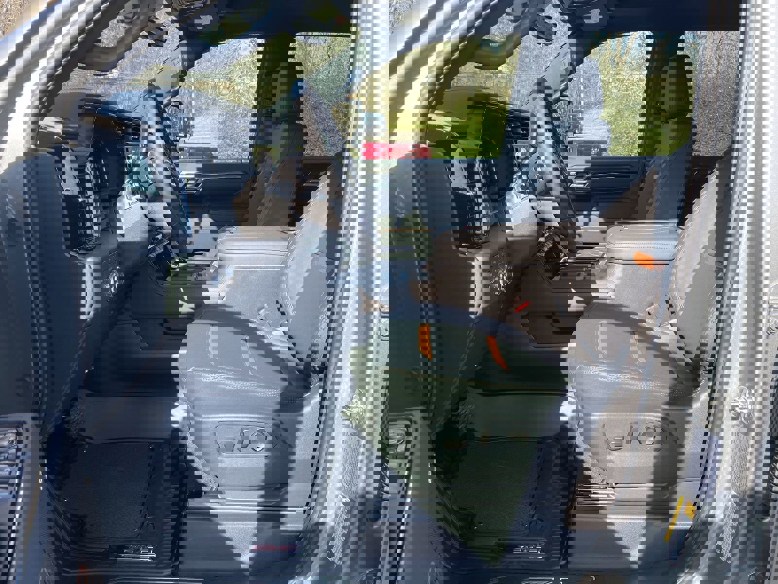 New 2026 GMC Sierra 2500 AT4 w/ AT4 Premium Plus Package image 11