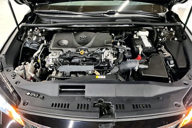 Used 2021 Toyota Avalon XLE w/ Moonroof Package image 30