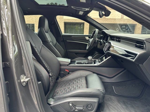 Used 2021 Audi RS 6 AWD/4WD image 28
