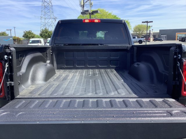 New 2026 RAM 2500 Big Horn AWD/4WD image 32