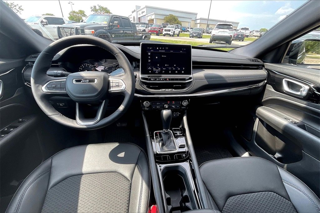 New 2025 Jeep Compass Latitude w/ Convenience Group image 5