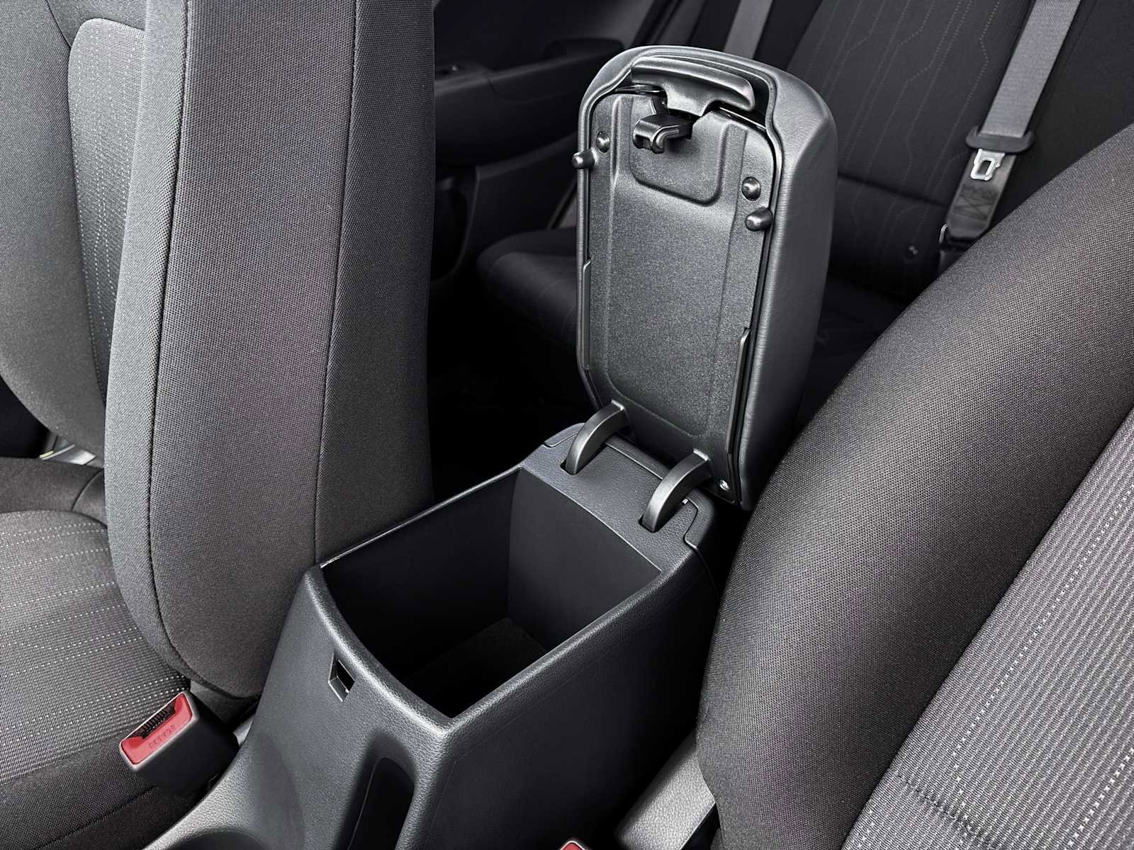 New 2026 Hyundai Venue SE FWD image 18