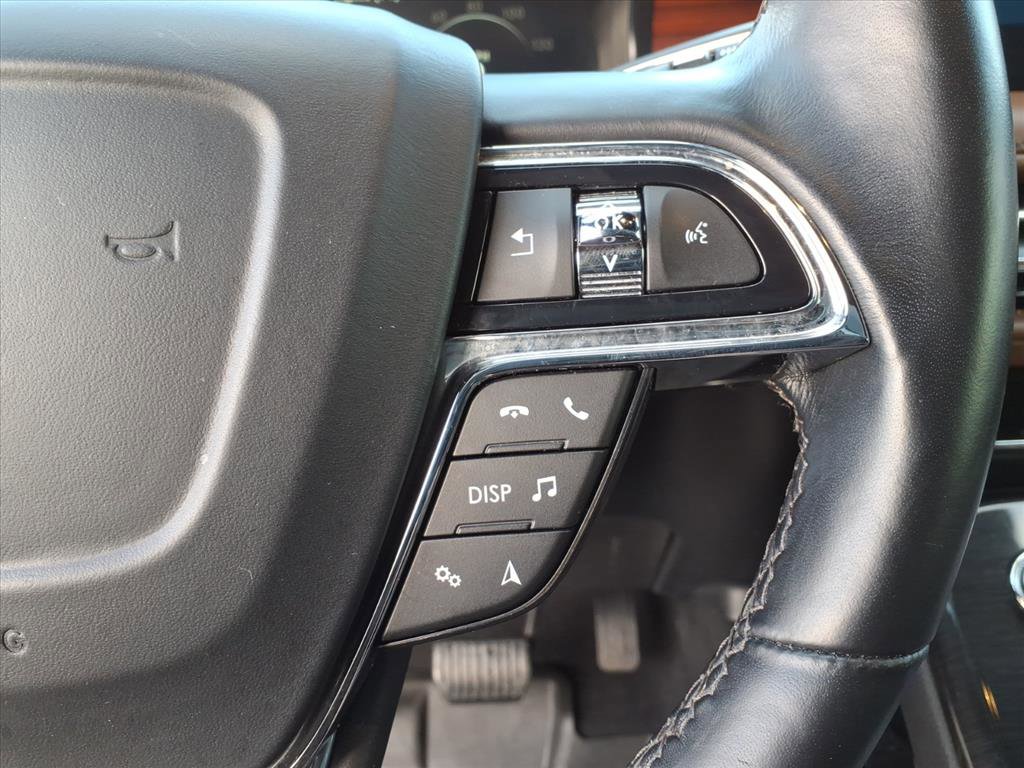 Certified 2023 Lincoln Nautilus Reserve w/ Equipment Group 202A image 19