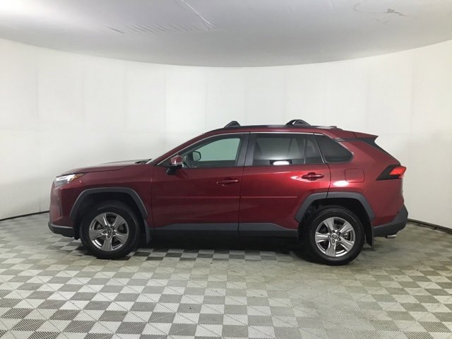Used 2023 Toyota RAV4 XLE image 4