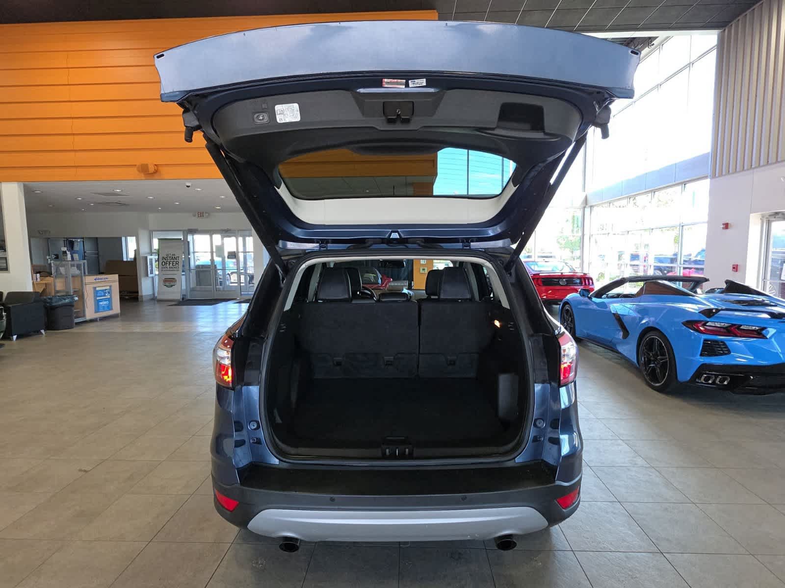 Used 2018 Ford Escape Titanium AWD/4WD image 8
