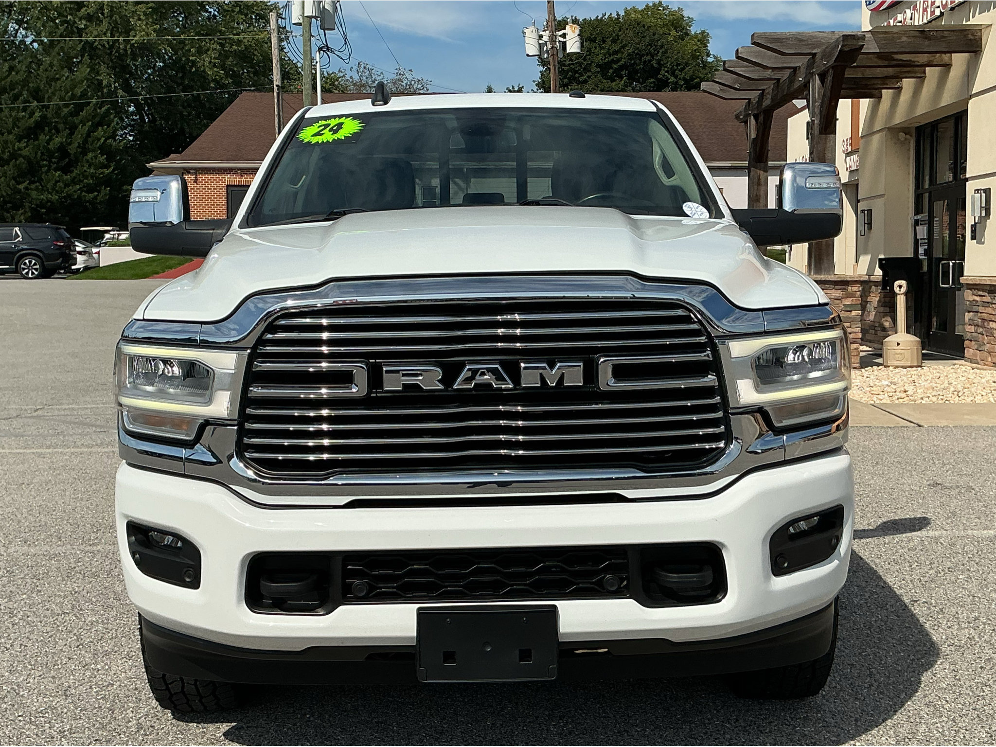 Used 2024 RAM 2500 Laramie AWD/4WD image 10