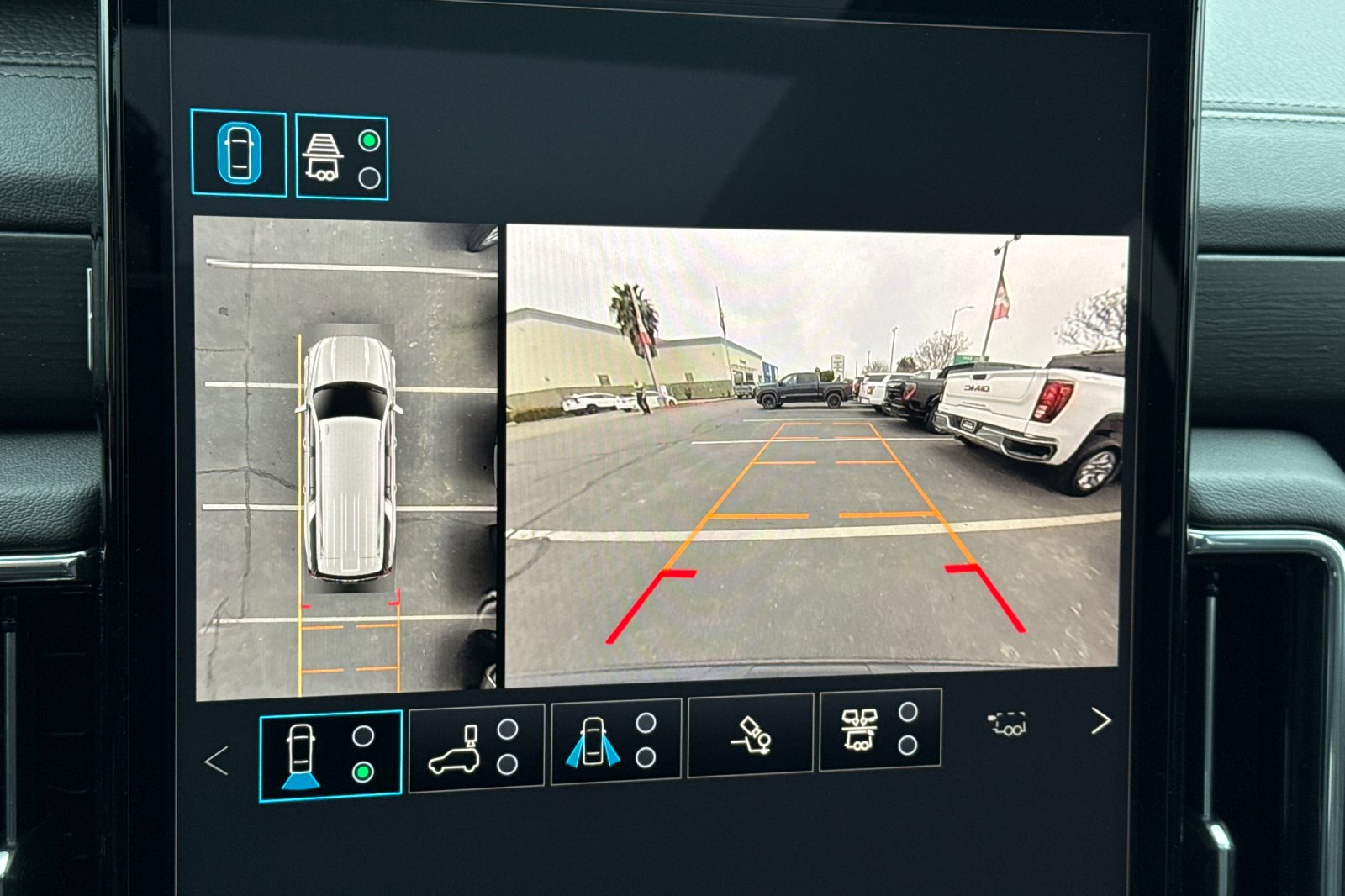 New 2026 GMC Yukon XL Denali w/ Denali Reserve Package image 23