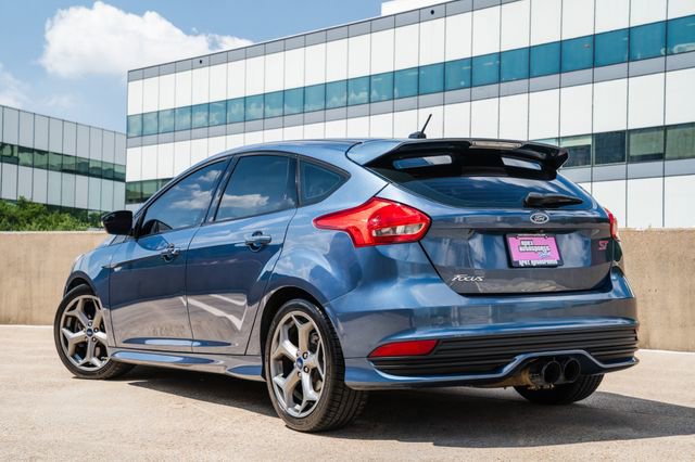 Used 2018 Ford Focus ST image 7
