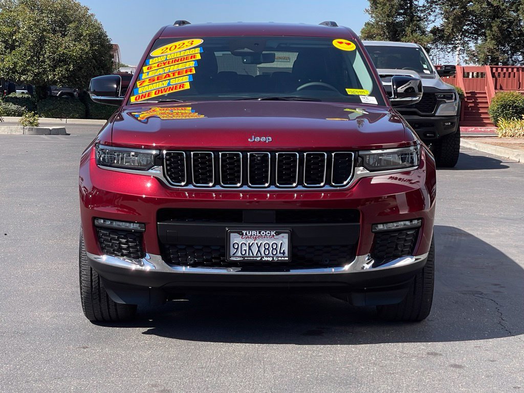 Used 2023 Jeep Grand Cherokee L Limited w/ Luxury Tech Group II AWD/4WD image 2