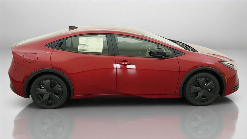 New 2026 Toyota Prius Plug-In Hybrid FWD image 30