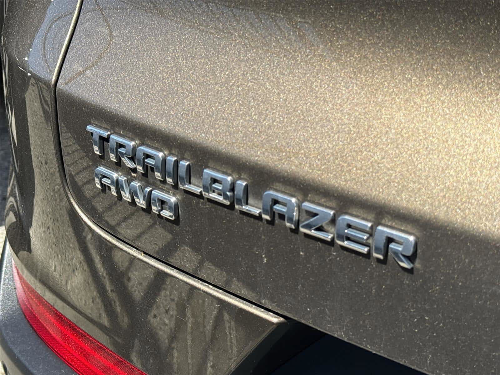 Used 2021 Chevrolet TrailBlazer ACTIV w/ Sun and Liftgate Package AWD/4WD image 11
