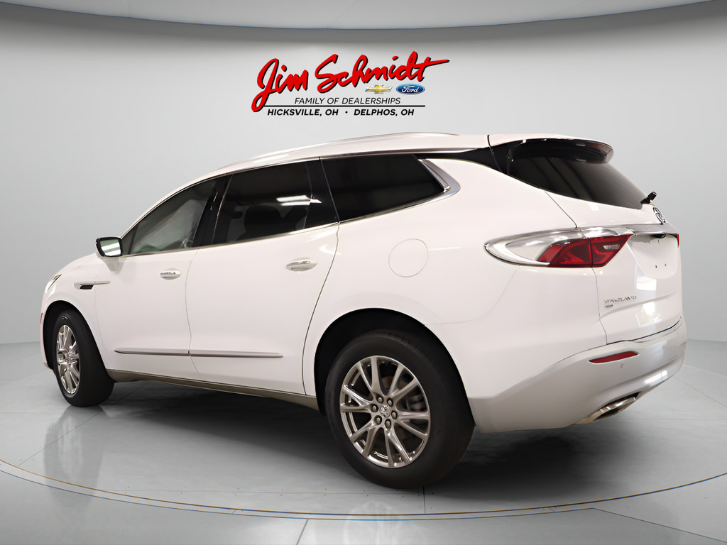 Used 2023 Buick Enclave Premium w/ Experience Buick Package AWD/4WD image 4