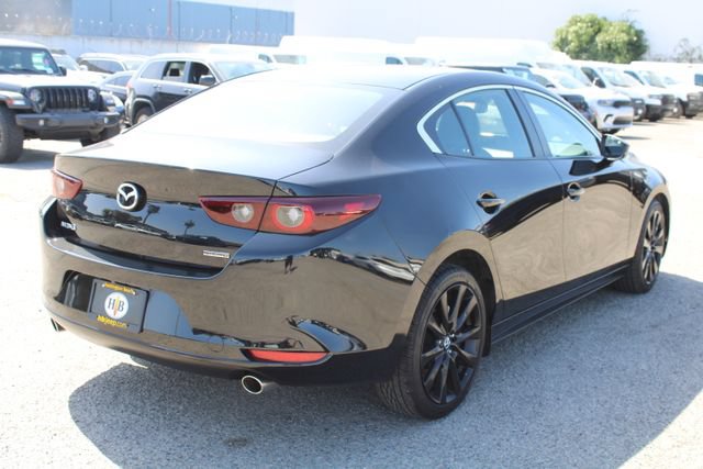 Used 2024 MAZDA MAZDA3 s FWD image 4