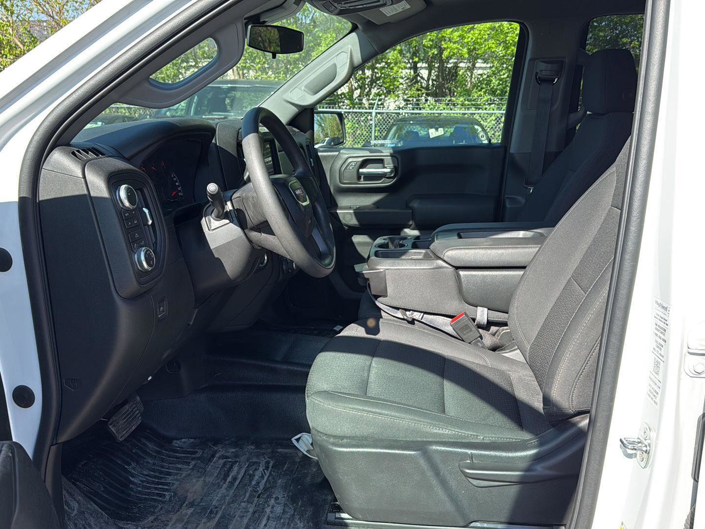 Used 2022 GMC Sierra 1500 Pro w/ Pro Value Package AWD/4WD image 9