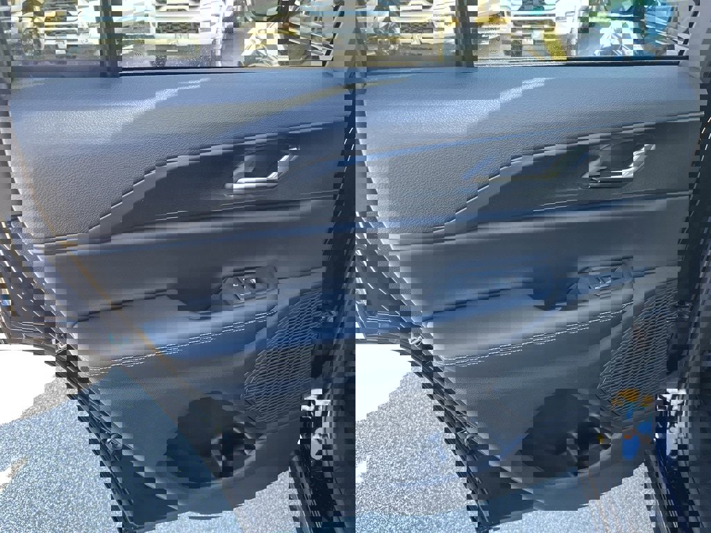 New 2025 Jeep Grand Cherokee Altitude image 15