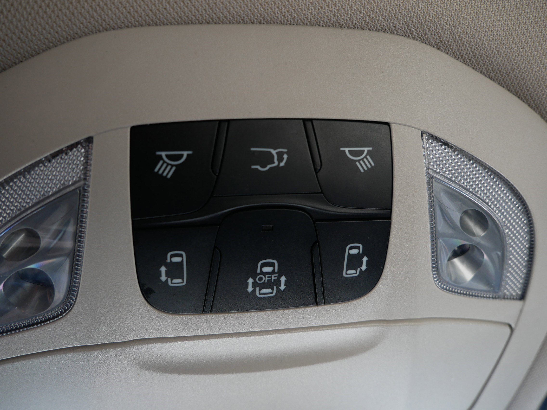 Used 2021 Chrysler Pacifica Limited image 33