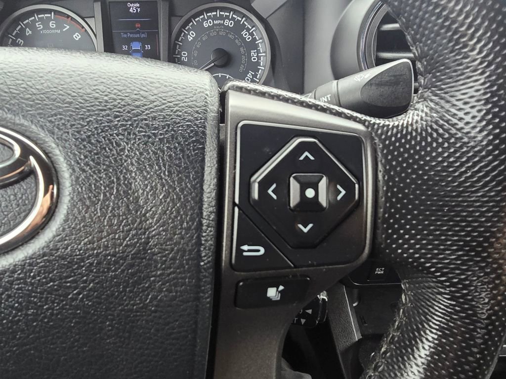 Used 2016 Toyota Tacoma TRD Off-Road w/ Towing Package image 22