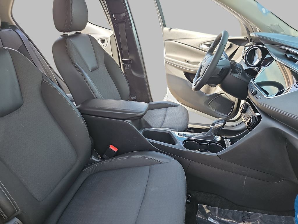 Certified 2023 Buick Encore GX Preferred w/ Cold Weather Comfort Package AWD/4WD image 13